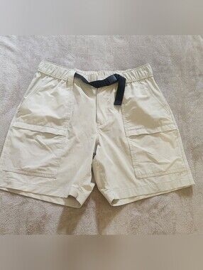 Sonoma Cream Cargo Shorts with Black Webbing Belt